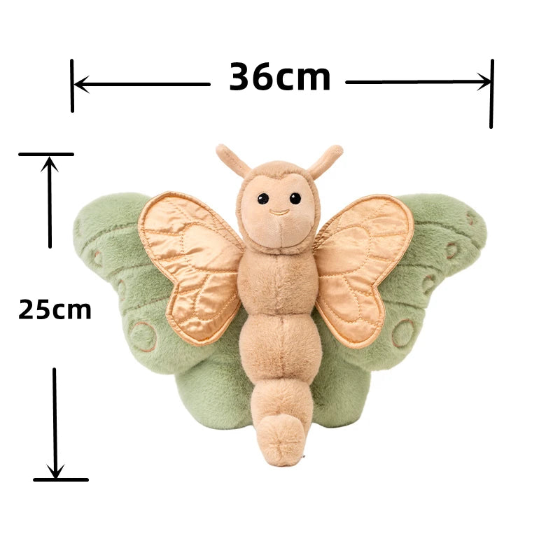 Pelúcia Borboleta Charmosa - Decoração e conforto para o quarto infantil. Feita com enchimento de algodão premium, ideal para decorar e aconchegar. Tamanho: 25cm x 36cm. Perfeita para presentear bebês e crianças