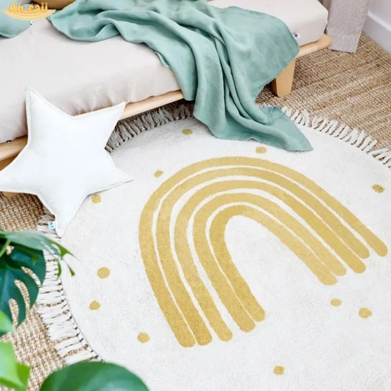 Tapete de Pelúcia Arco-Íris para quarto infantil, feito de microfibra supermacia, com design lúdico e cores vibrantes. Conforto, segurança e estilo boho para o quarto do seu bebê