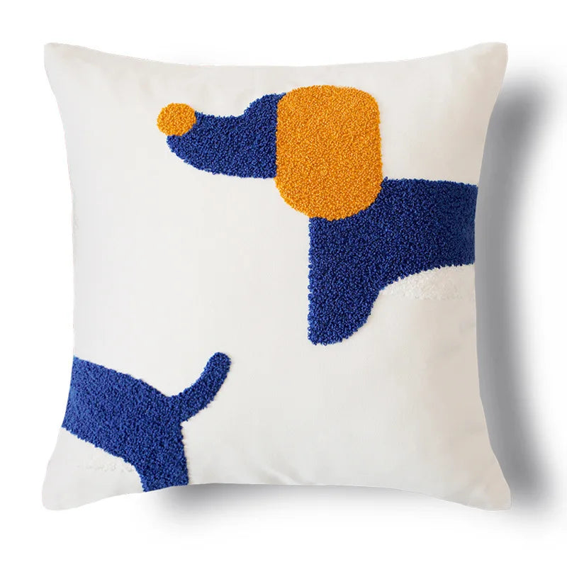 Capa de Almofada Cão Salsicha com estampa bordada, ideal para decoração de quarto infantil. Disponível em 100% algodão, com tamanhos versáteis e fácil de limpar. Perfeita para um ambiente lúdico e aconchegante