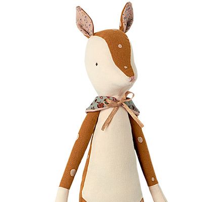 Boneco Cervo Fofo de Algodão e Cânhamo - Decoração encantadora e segura para o quarto infantil. Feito com materiais naturais e detalhes charmosos, perfeito para bebês e crianças